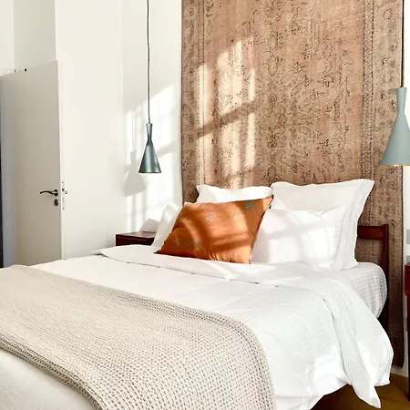 Apartment Carre Dorelegant 2 Br Nice