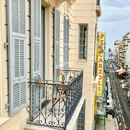 Apartment Carre Dorelegant 2 Br *