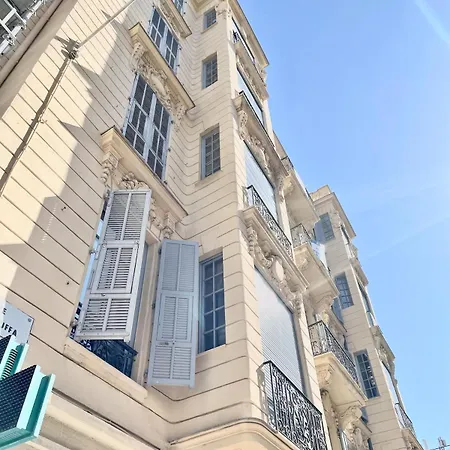 Apartment Carre Dorelegant 2 Br