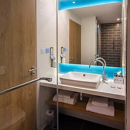 Hotel Express - - Grand Arenas By Ihg