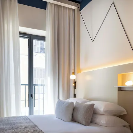 Ikonik Jean Médecin Hotel
