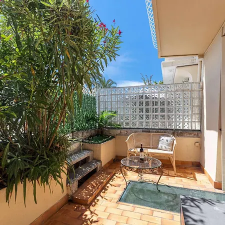 Ponchette - Independent House Promenade Des *