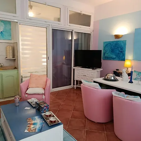 Sejour Chambre Sdbs Wc Exclusifs 2 P Original Atypique Chez L'Habitante Annie 200 M Mer Plages Promenade Des Anglais Nice * Nice