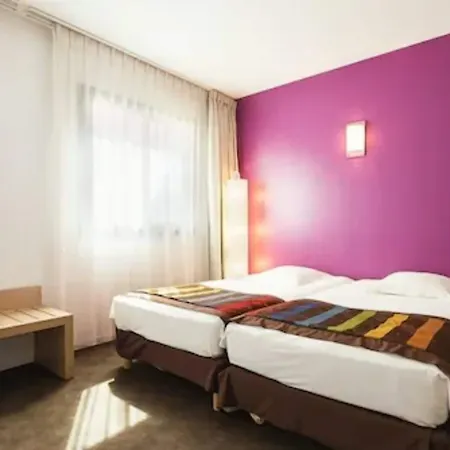 Esatitude Hotel 3*