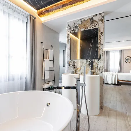 Le Dortoir Boutique Hotel 4*