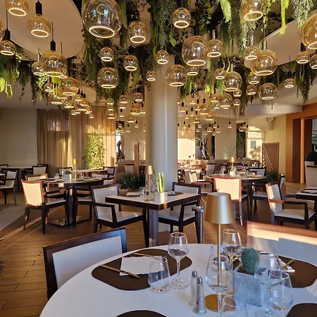 Le Saint Paul Hotel 3*