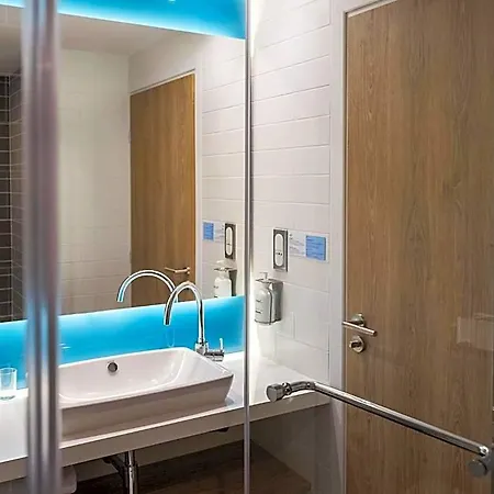 Hotel Express - - Grand Arenas By Ihg 3*