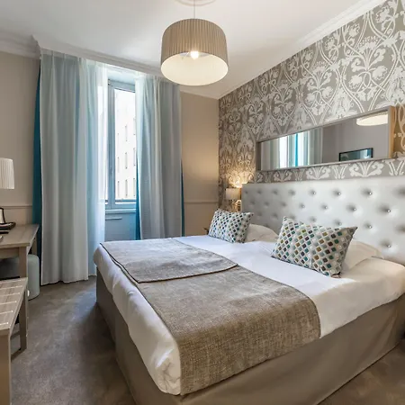 Le Royal Promenade Des 3* Nice
