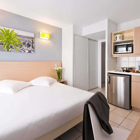 Adagio Access Magnan Appart hôtel 2*