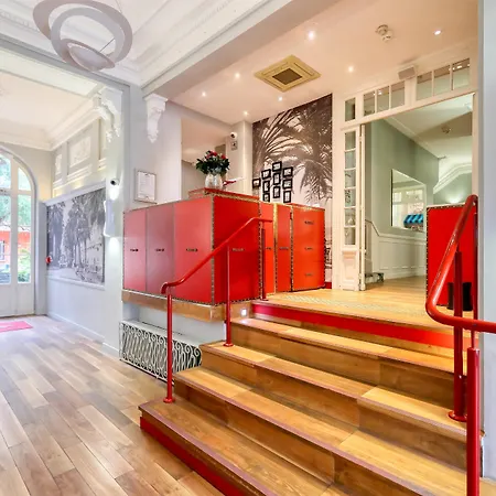 Hotel Excelsior Centre By Happyculture 4*