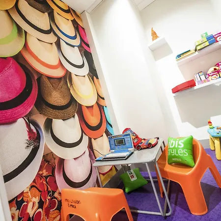 Ibis Styles Centre Port