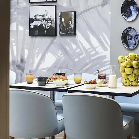 Hotel Ibis Styles Centre Port 3*