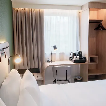 Campanile Prime - Airport 3*