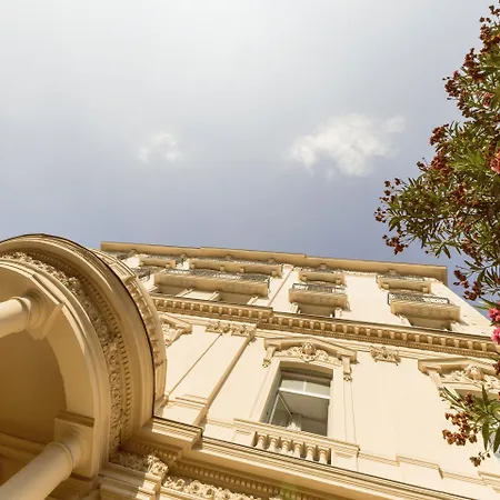 Vendôme Hotel 3*