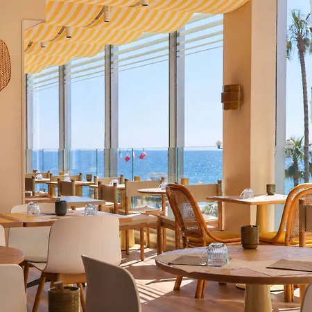 Hotel Mercure Promenade Des 4*