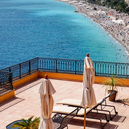 Hotel La Pérouse Baie Des Anges 4*