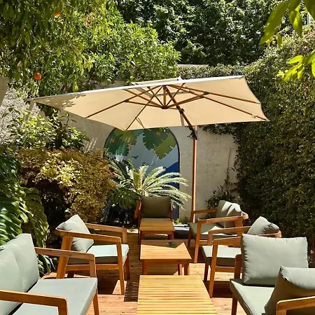 Garden Hotel