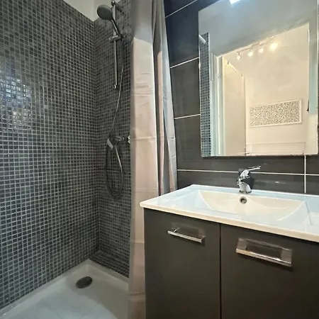 Appartement Superbe Meublé Cosy Avec Lit Superconfort Au Calme Jean Médecin *