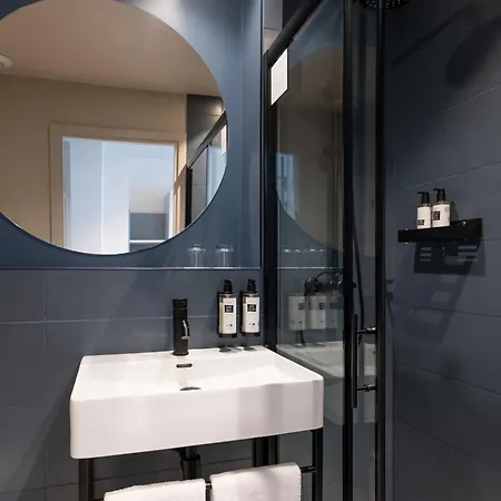 Crisol Promenade Hotel
