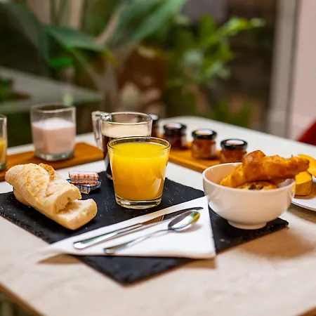 Hotel Crisol Mozart 4*