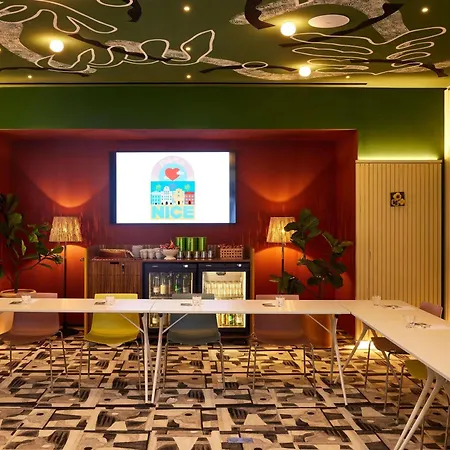 Mama Shelter Hotel 4*