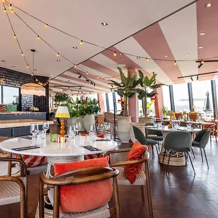 Doubletree By Hilton Centre Iconic 4* Nice