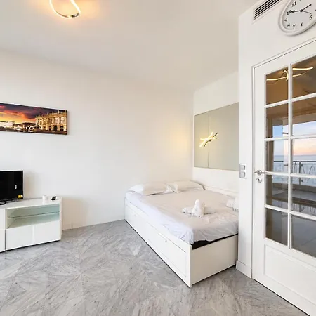 Appartement Promenade Des - Vue Mer, Ac, 2pers