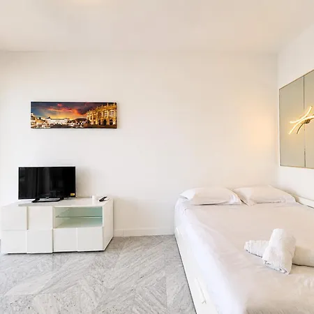 Appartement Promenade Des - Vue Mer, Ac, 2pers Nice