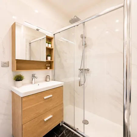 Promenade Des - Vue Mer, Ac, 2pers Appartement