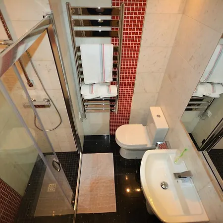 Be Our Guests In Port Apartment *