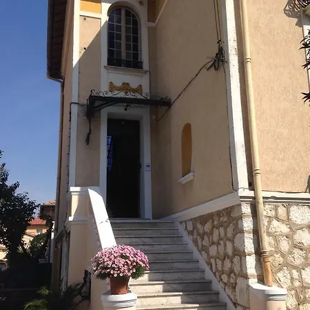 Bed & Breakfast Studio Villa Mon Reve