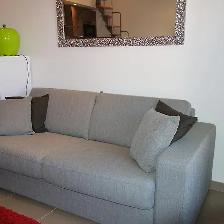 Riviera Old Town Deluxe Apartment *