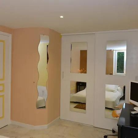 Un Jardin A La Plage Apartment
