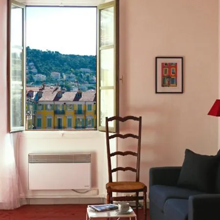 Apartment Le Garibaldi Studio Nice