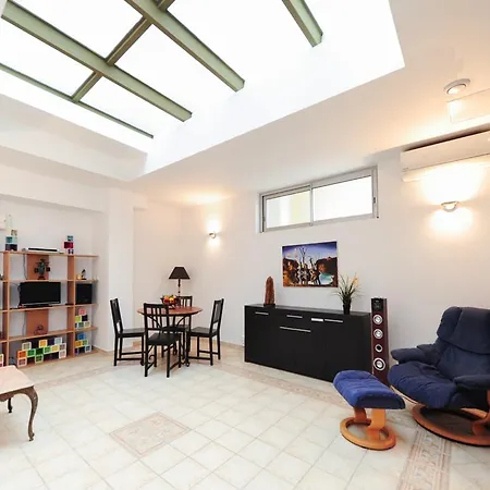 Apartment Paul Valery 50m Plage