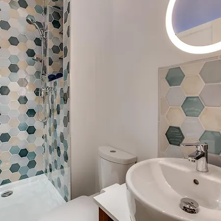 Casa Nissarte - Near Train Station - Parking - Confort & Cosy- Ac Nice