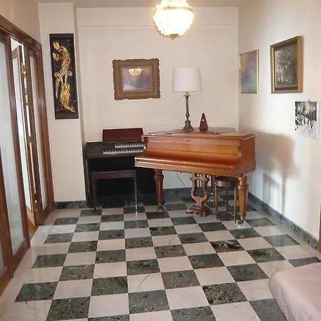 Apartment Palais D'Orient 1 *