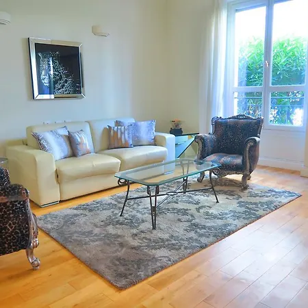 Apartment Ashley&parker - Guiglia Terrasse