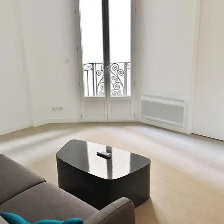 Apartment Mossa Cote Cour Nice