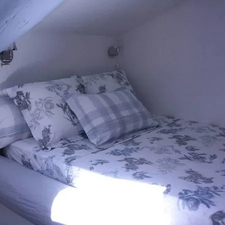 L'oustaria 3 Bedrooms Apartment, Old Town Apartment *