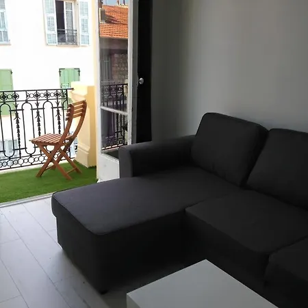 Apartment Joli Studio En Centre Ville