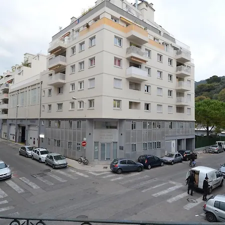 Apartment Le Marche Du Port *