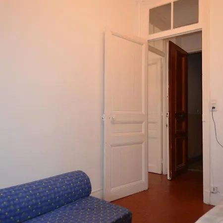 Apartment Le Marche Du Port