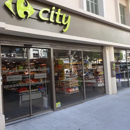 Appartement Casa Madere- Idéal Couples - Central&cosy -train Station - Tram&supermarkets-balcony- Washing-machine-ac *