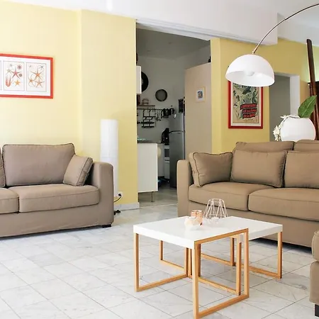 Apartment Eden