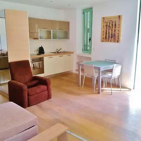 Riviera - Le France 2 Pieces Apartment *