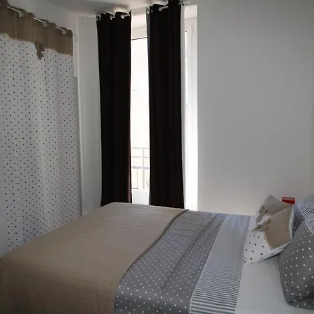 3p Bord De Mer/ Place Massena Apartment Nice