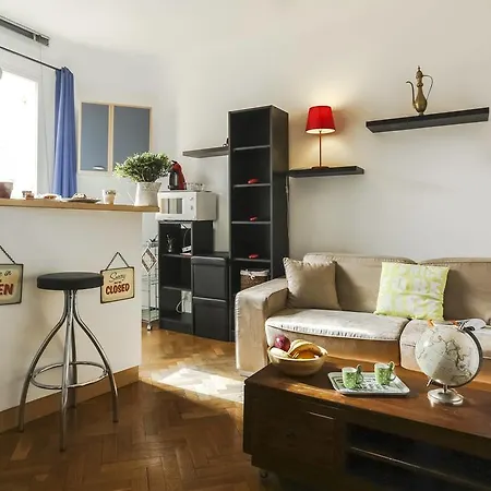Comfortable Studio - 5 Mn Walk To Main Square *