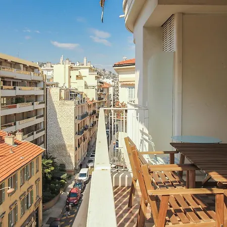 Apartment Rue De France With Sea View