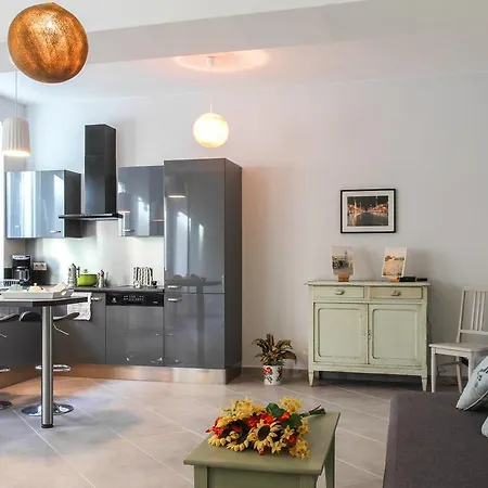 Apartment Next Place Garibaldi 2 Bdrs Apt Nice